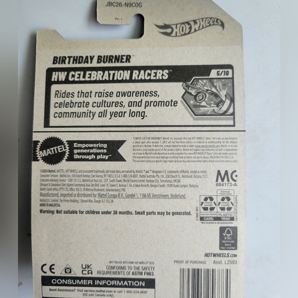 Hot Wheels Birthday Burner Treasure Hunt Birthday Cake Collectible Car 2025 - Picture 4 of 4